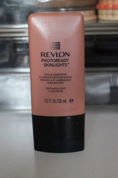 Revlon Photoready SkinLights Face Illuminator tube in 300 Peach Light.