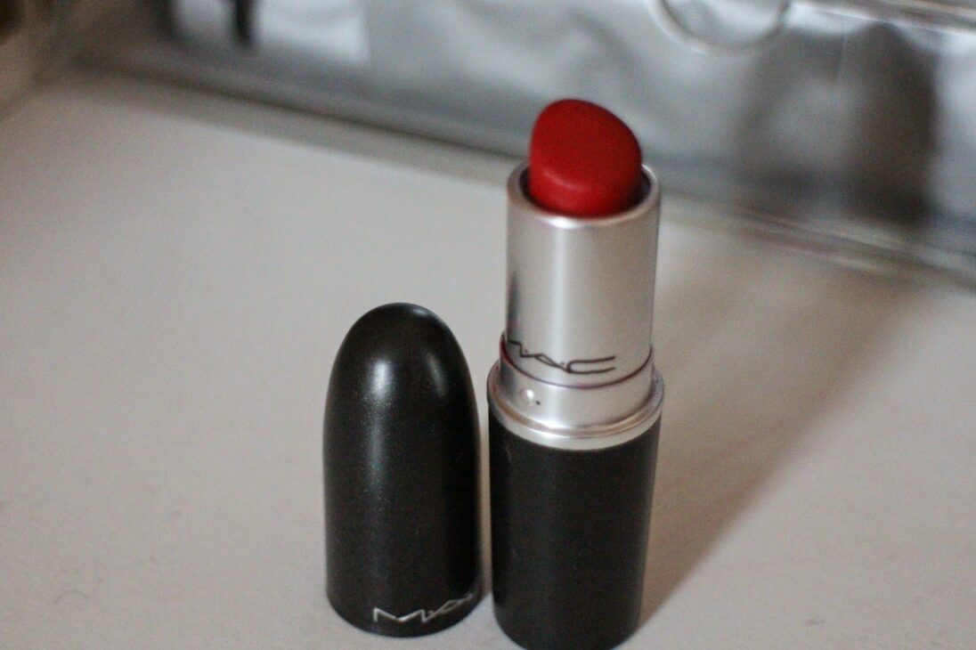 MAC Russian Red matte lipstick classic black bullet